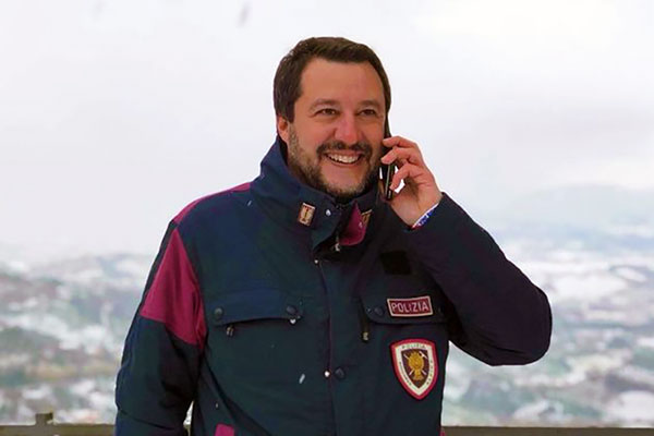 salvini divisa neve